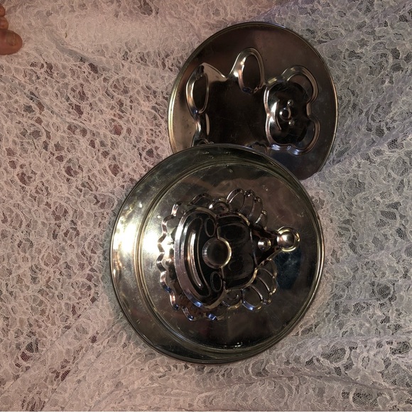 Silver Cake Pan Set with Bear and Clown Designs, spring form pan. - Picture 5 of 8